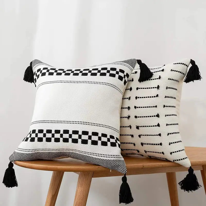 Funda de Cojín Étnica Boho Blanco y Negro 18"