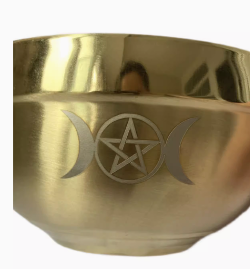 Cuenco Ceremonial Dorado con Pentagrama