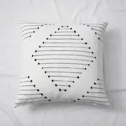 Funda de Cojín Étnica Boho Blanco y Negro 18"